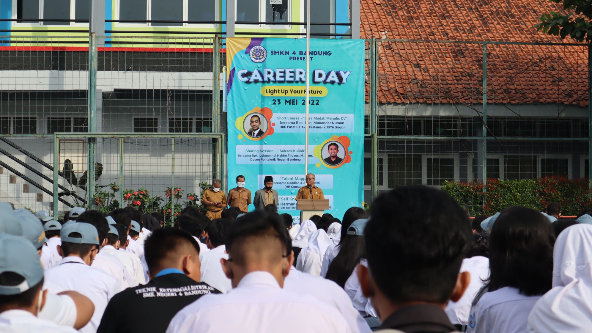 Career Day SMKN 4 Bandung 2022 - Light Up Your Future